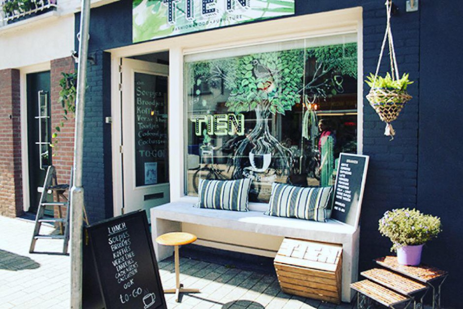 De gevel van TIEN conceptstore