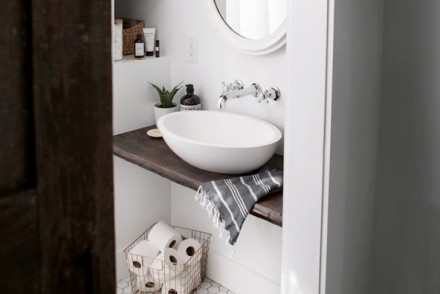 DIY Floating sink shelf - The Merry Thought